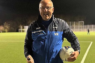 Wolfgang Weithe Berchtold Fußballverein FC Flying Albatros