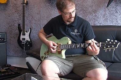 Tobias Ahlke Essence Guitars Remagen